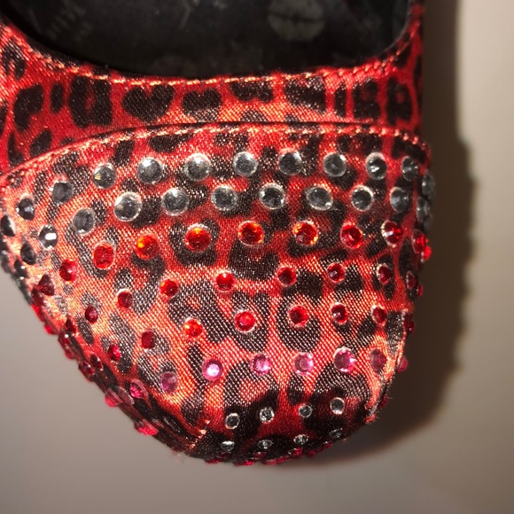Betsy Johnson Majestee Red Leopard Heels - Picture 3 of 6